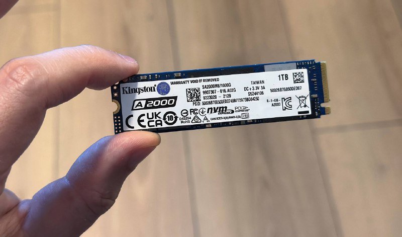 Kingston A2000 NVMe SSD 1 ТБ