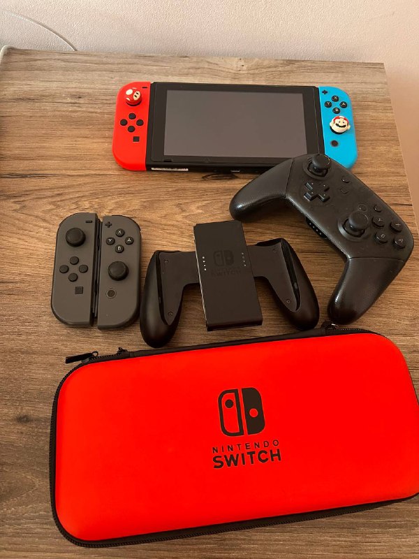 Nintendo Switch, аксессуары, игры The Legend of Zelda, Mario Kart, Super Mario Party
