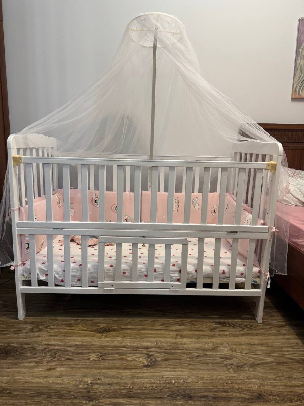 Кроватка с балдахином, матрац, бортики, простынка