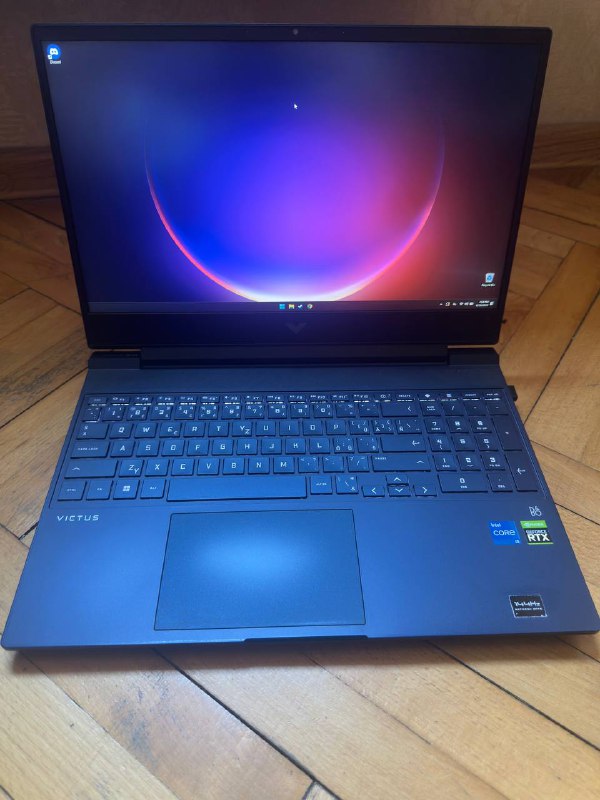 VICTUS HP ноутбук 3