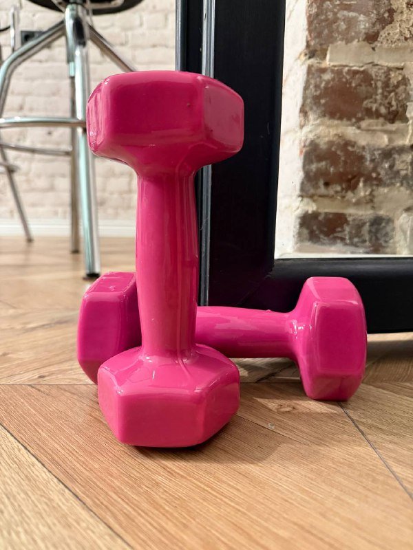 Две гантели по 3 кг