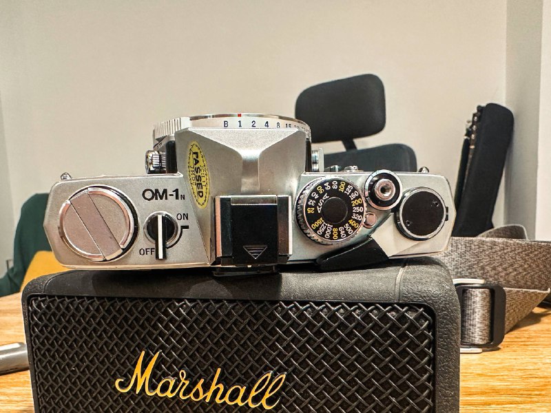 Olympus OM-1n камера, объективы, вспышка, аксессуары 2