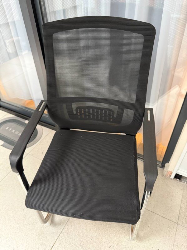 Компьютерный стол, кресло 2