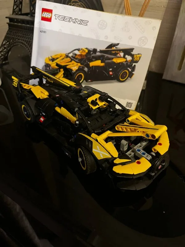 LEGO Technic 42151 Bugatti Bolide