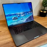 MacBook Pro 16 M3 Pro 4