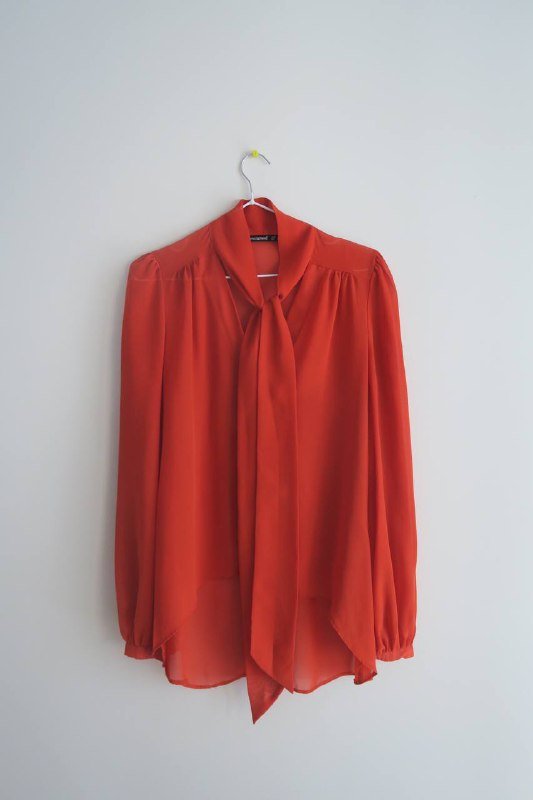 Легкая блузка Atmosphere кирпичного цвета с длинными рукавами и воротником-бантом 3