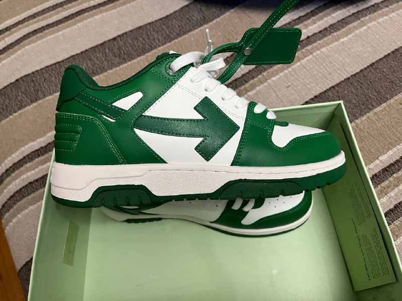 Off White зеленые кроссовки размер 42 2