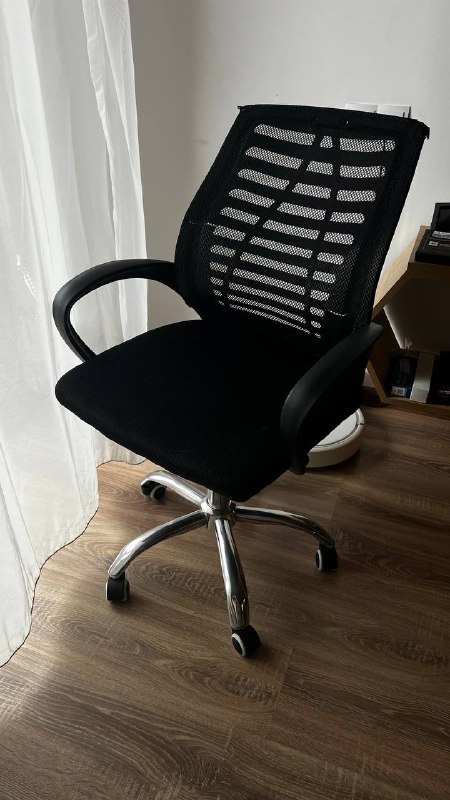 MacBook Pro 15 2013, офисный стул 6