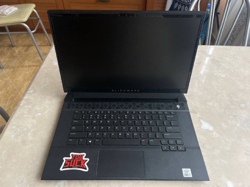 Игровой ноутбук Alienware m15 R4