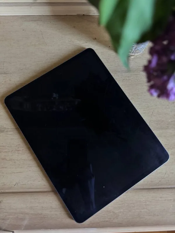 iPad Air 13-inch M2, 256 GB 1