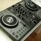 Pioneer DDJ-400 1