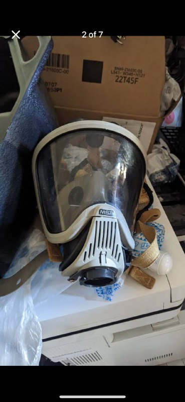 MSA Ultralite Air Mask Pressure Demand Oxygen System with Case 6