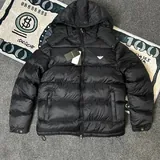 Мужские пуховики Emporio Armani и Prada 1