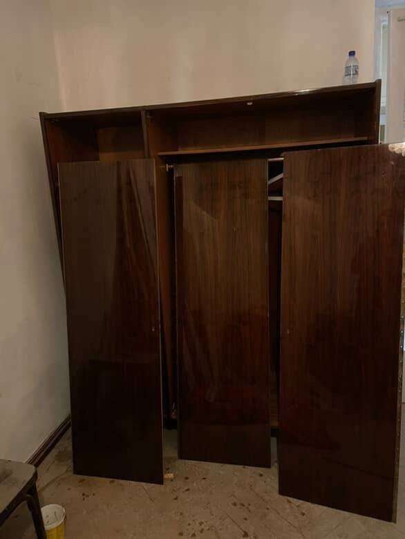 Шкаф, диван 3