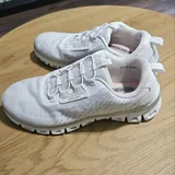Женские кроссовки Skechers 2