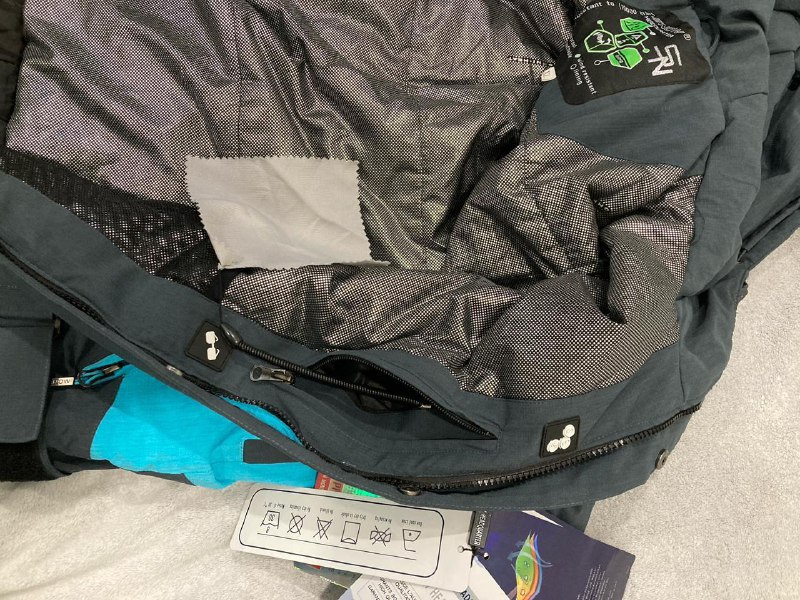 Горнолыжный костюм, комбинезон (НОВЫЙ) 2