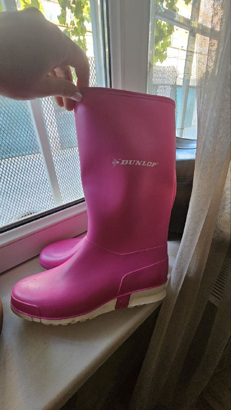 Боты 38 размер черные и розовые 4