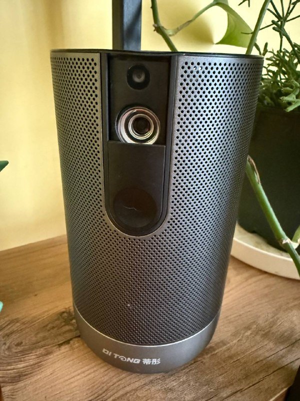 DITONG T18 Smart Android Projector