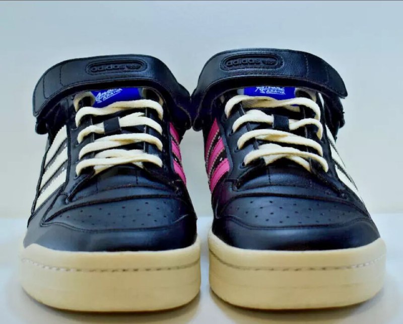 Adidas André Saraiva x Forum Low The World Needs Love 2