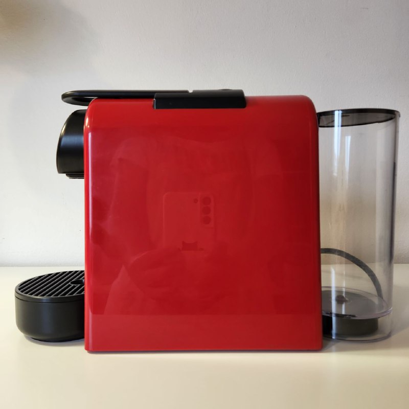 Кофемашина капсульная DeLonghi Nespresso 2