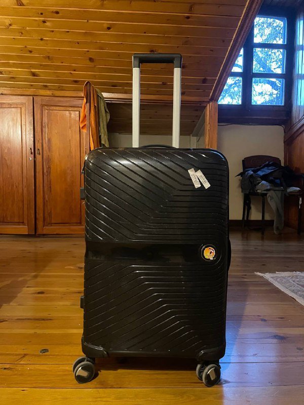 Чемодан размера М силиконовый 20 кг