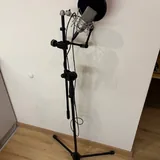 Напольная микрофонная стойка Quik Lok 1