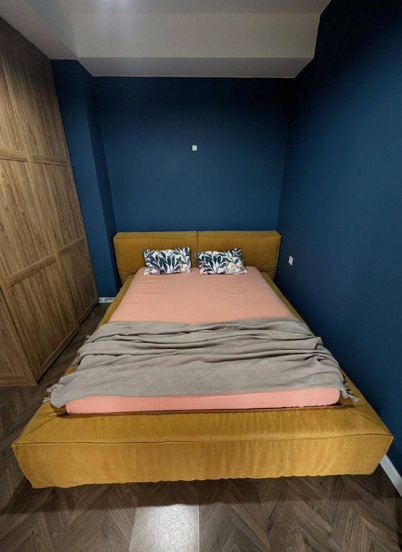 Б/у кровать с ящиком для хранения 2