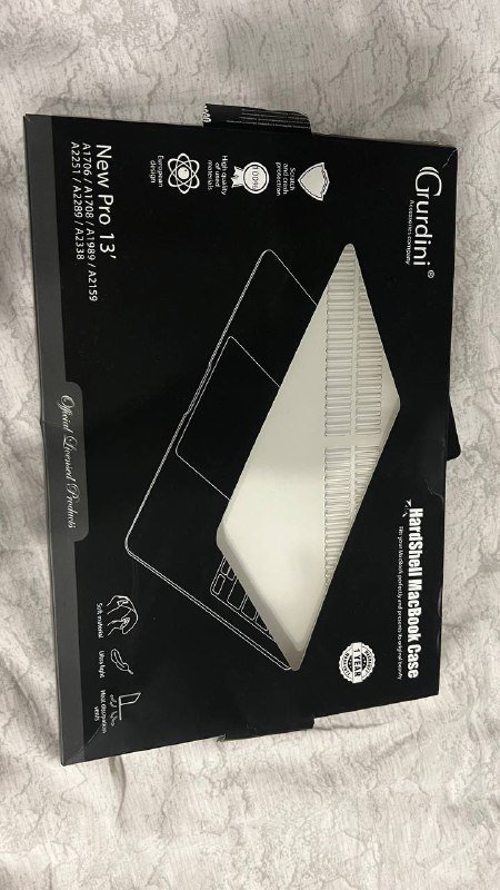 Пластиковый чехол для Mac book pro 13