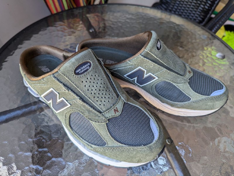 Сабо New Balance 2002 Mule, размер 8.5 US