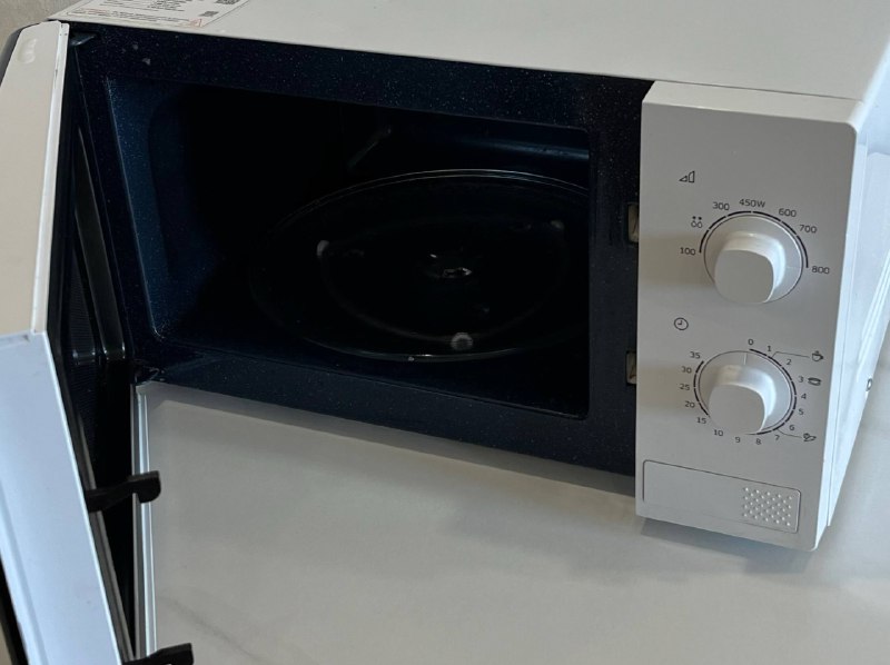 микроволновка Samsung в хорошем состоянии 2