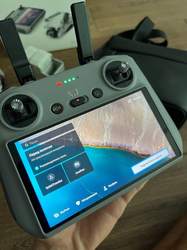 DJI Mini 4 Pro Fly More Combo дрон с аксессуарами 3