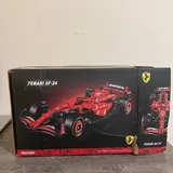 Контейнер Plastart, конструктор Ferrari SF-24, лампа Xiaomi Mi Bedside Lamp 2 2