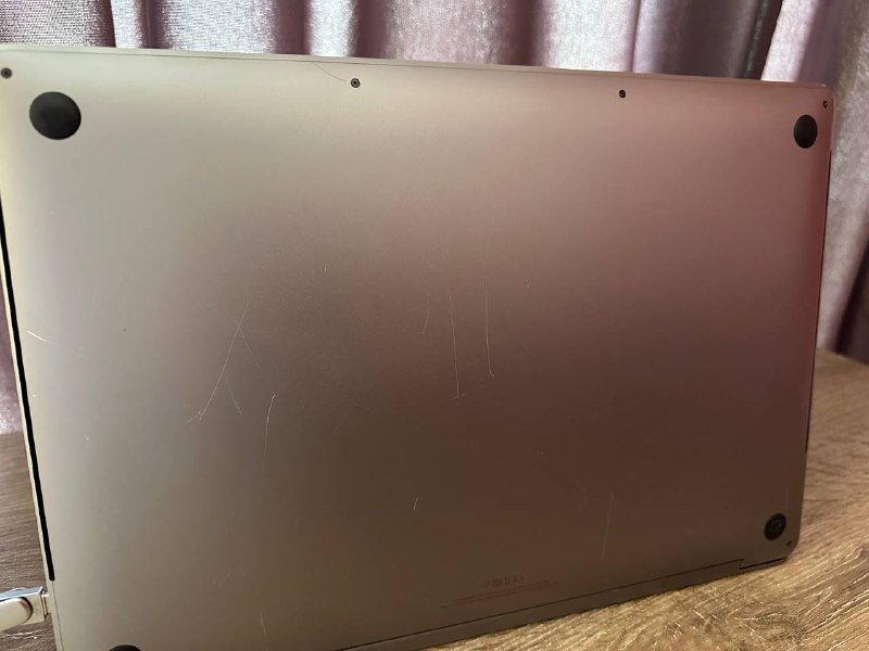 MacBook Pro 2019 16" Intel Core i7 16GB RAM 4GB GPU 3