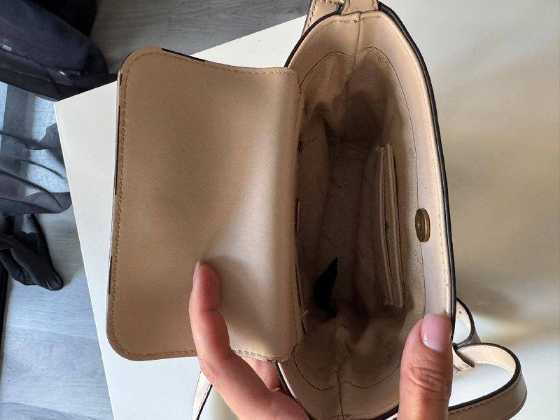 Женские сумки Furla и Guess б/у 6