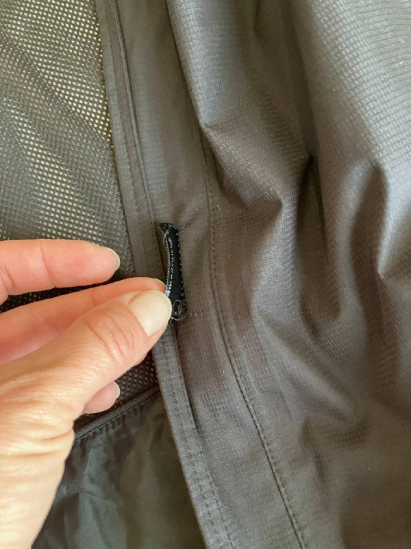 Лонгслив Quechua, лонгслив с капюшоном Temu, брюки Forclaz, куртка Vaude Escape 9