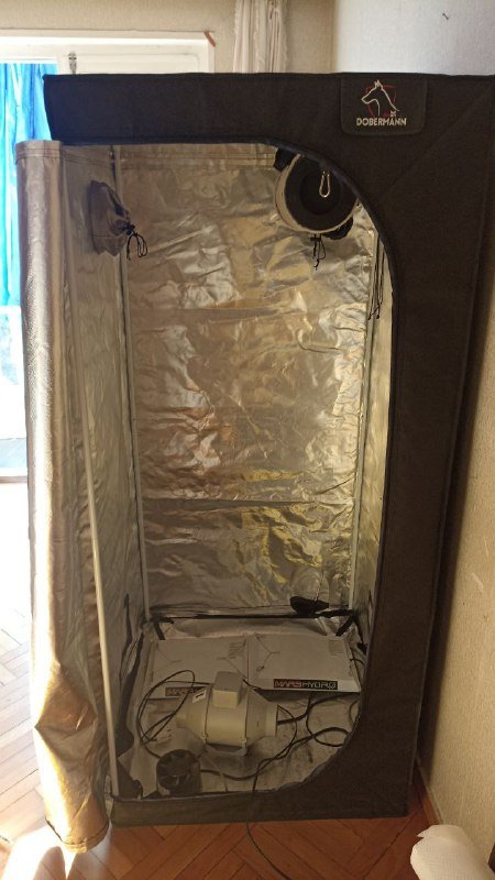 Гроубокс 80х80х180 с лампами Marshydro и вентиляцией