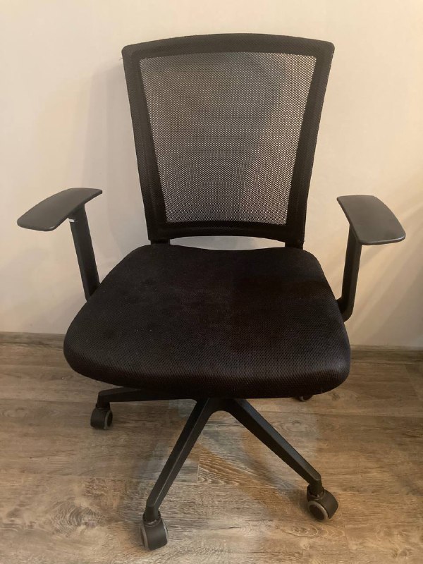 Духовка, вентилятор, пылесос, офисное кресло, рейл для одежды, шкаф-пенал, комод, турецкий ковёр, ортопедическая подушка, баян 4