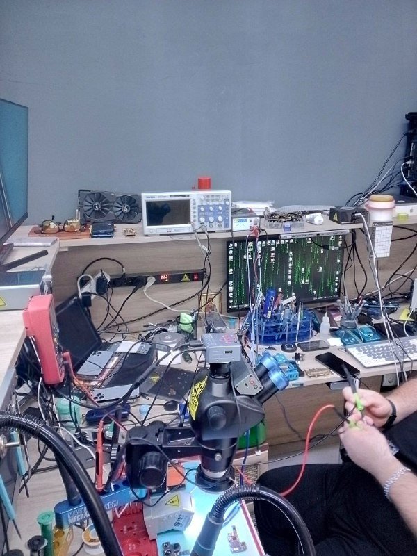 Ремонт смартфонов, айфонов, планшетов, макбуков 2