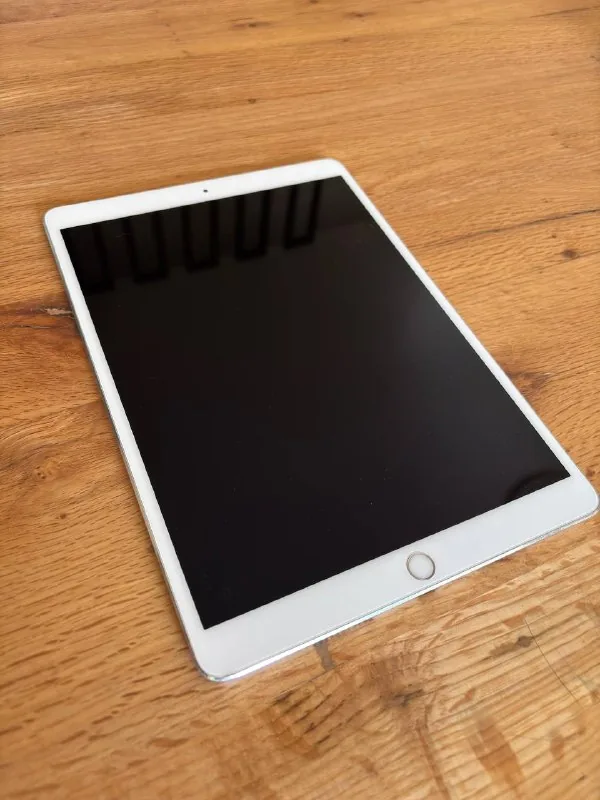 iPad Pro 10.5 64GB Wi-Fi 1