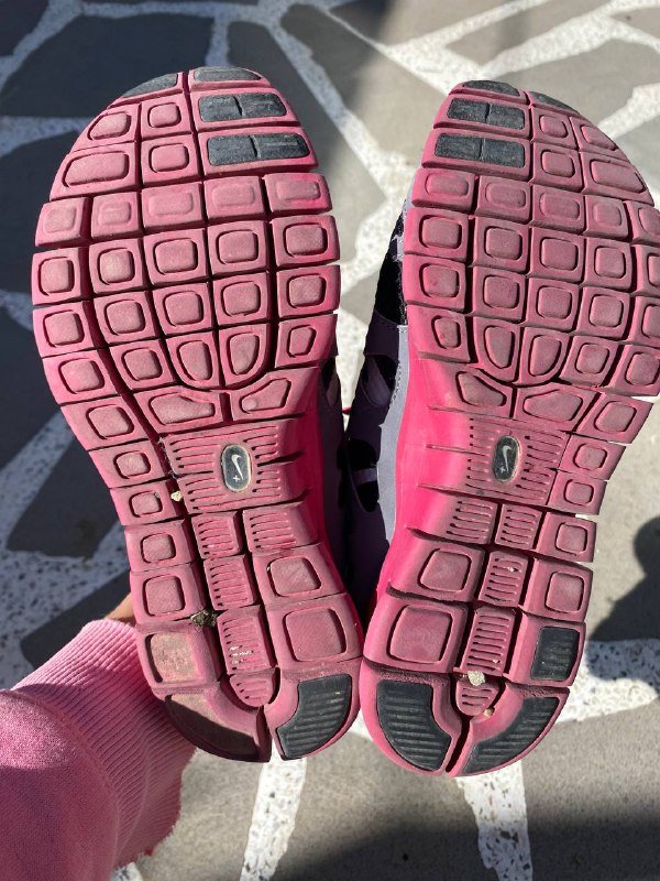 Кроссовки Nike run 36 размер 4