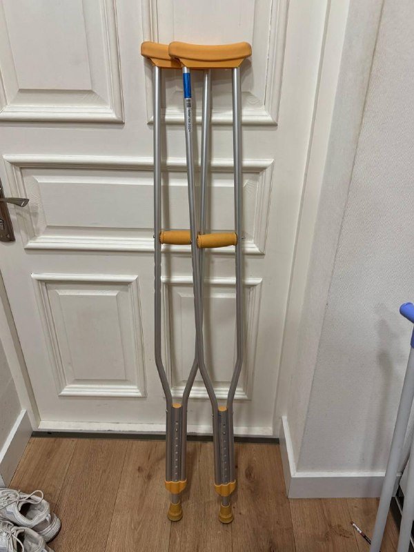 Когтеточка на котенка, настольные игры, костыли, ходунки 3