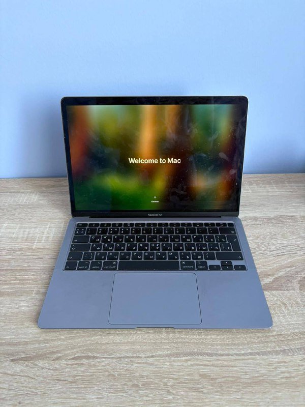 Apple MacBook Air 13 2020 Retina Core i3 8GB RAM 256GB SSD