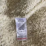 Пальто, кофта, купальный комплект, пляжная обувь 10