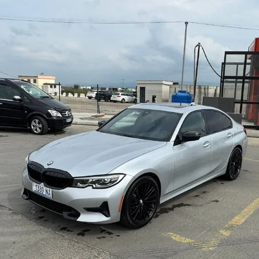 BMW G20 330i, BMW G30 540i