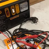 Зарядка для аккумулятора Ingco ING-CB1501 3