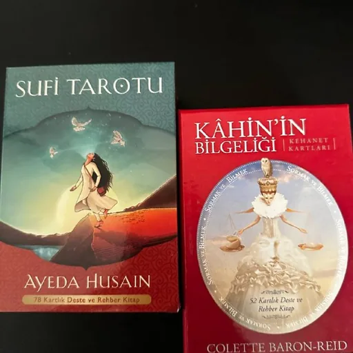 Колоды Таро и оракула