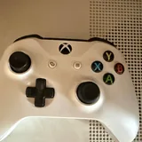 Xbox One 500 ГБ 1