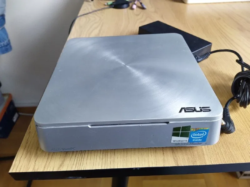 ASUS VivoPC 1