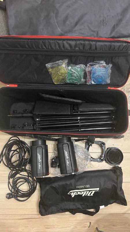 Импульсный свет Ditech с аксессуарами и кейсом 2