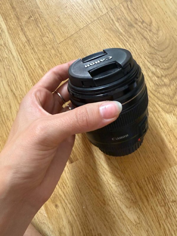 Объектив Canon 85mm 1.8 2
